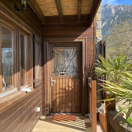 La Casa Del Plano * Los Molinos (Huesca)